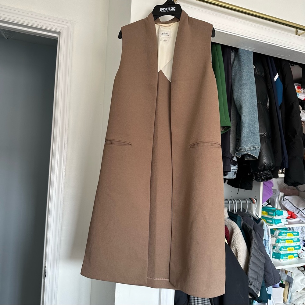 Aritzia Wilfred - Japanese Crepe Sleeveless Duster